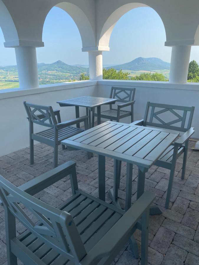Chateau Segesdi Borapartman Apartment